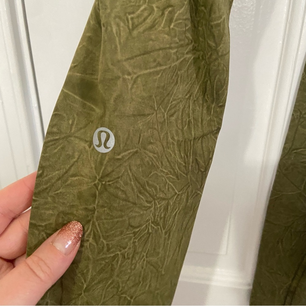 lululemon athletica Olive Green High-Rise Leggings - Picture 11 of 11